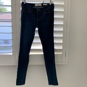 Low rise super skinny Hollister jeans